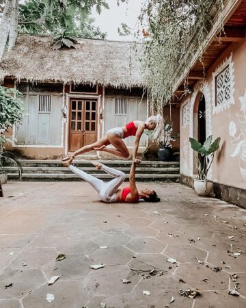 1632346484 Callan · Acroyoga · Dance ⇨ 𝐒𝐰𝐢𝐩𝐞 to see how