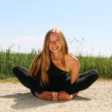 1632365003 Natalie Online Yoga Coach ☽ ᵂᴱᴿᴮᵁᴺᴳ Its day