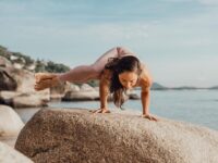 Briohny Smyth Yoga Teacher Pose Breakdown Side Crow ⁠ I