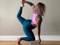 Jade Flexibility Coach Bending in my @onzie gear ⠀⠀⠀⠀⠀⠀⠀⠀⠀⠀⠀⠀⠀⠀⠀⠀⠀⠀⠀⠀⠀⠀⠀⠀⠀⠀⠀⠀⠀⠀⠀⠀⠀⠀⠀⠀ And