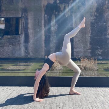 Mathilde ☾ yoga teacher Day 8 of aloveforopenhips