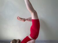 Olga Yoga 🧘‍♀️💜🕉️ Day 2x20e32x20e3 of BackMend with @cyogalife