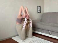 Olga Yoga 🧘‍♀️💜🕉️ Day 2x20e36x20e3 of BackMend with @cyogalife