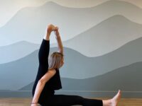 Olga Yoga 🧘‍♀️💜🕉️ Day 9x20e3 of YogiPerspective with @cyogalife