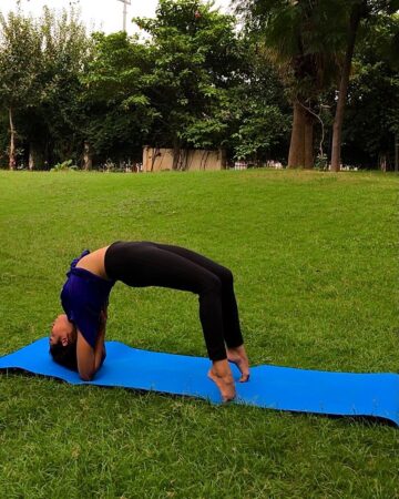 Riya Bhadauria New Yoga Challenge Announcement Date Aug 27 31 Hashtag YogaWithPaislei