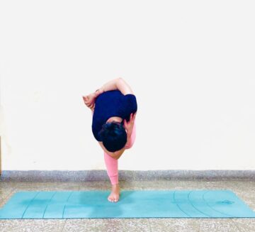 Swats Yoga Enthusiast ＹＯＧＩＳＥＥ⁠ ＹＯＧＩ ＤＯ⁠ This weeks pose