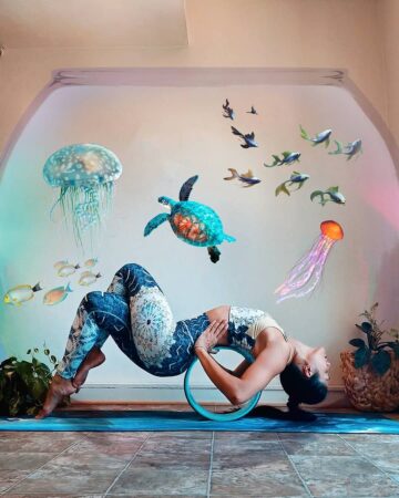 ᴋᴀᴛ yoga enthusiast Lets be considerate of marine life