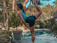 ALIGN APP Practice Yoga The beautiful @ yogijade  using @alignwitholie