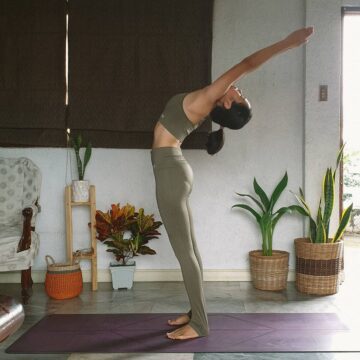 April Yoga Journey MoonAloYogis Day 1 ɴᴇᴡ ᴍᴏᴏɴ To