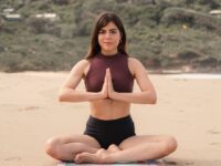 Diana Vassilenko Yoga more Take an inhale bring