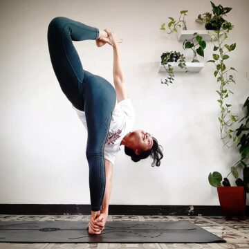 Final day of AlofUsTwist yoga challenge Thank you so