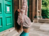 London Yoga And Nutrition Urdhva Upward Hasta Hand Asana PostureForm