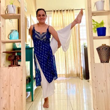 Meena Singh Day 6 of yogisummercheckin Todays pose is that