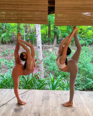 Mia International Yoga Day with @elle ballreich