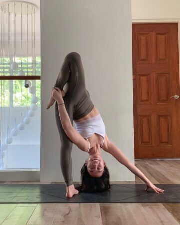 Mia alobouthealth Day 7 Any inversion pose What do you