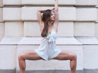 Mindful Yoga Pose Beauty Asana Magda ⠀ @magdasyoga ⠀ PC