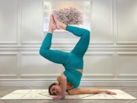 Yoga Tutor Rebecca Papa Adams Its a Diamond shaped inversion for