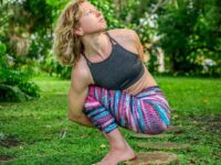 ❍ Danielle Yoga Healing Squish squish ⠀ Loving