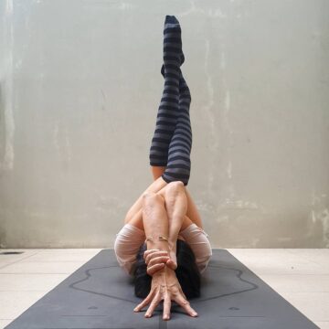 𝑹𝒆𝒏𝒏𝒚 𝑺𝒊𝒕𝒐 This 𝙬℮𝖾𝙠 yogifeaturefriday We feature Tacha @tacharichardsyoga A