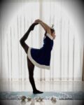 1639098751 Lucia Antonio @lucia antonio New international yoga challange XmasSeasonYogis December 6 10 Day