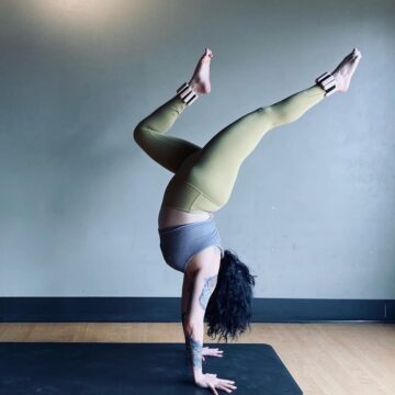 1639585314 projectyoga Yoga @projectyoga yoga Follow @projectyoga yoga Drop a if this is helpful Practicing