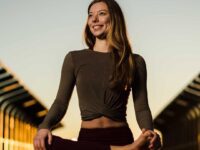 1639733380 Natalie Online Yoga Coach ☽ @nataliee yoga ᵂᴱᴿᴮᵁᴺᴳ How are you