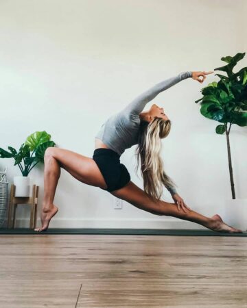 1639790315 YOGA FITNESS INSPO @yogafitstore The more you know the