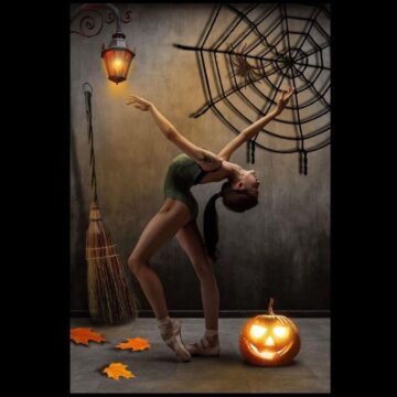 @ Happy Halloween Dancers DancerModel Anastasia Ostapenko @nastasiyost •