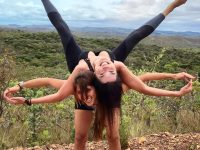 @ Yoga Friends Reposted from @yannabarreto Matando a saudade da serie Yoga