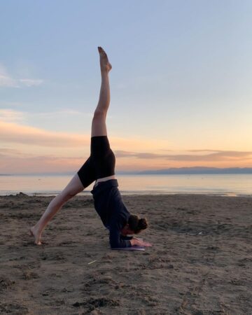Alex Fleischel YOGA Teacher @the6footyogi Using this beach yoga pic