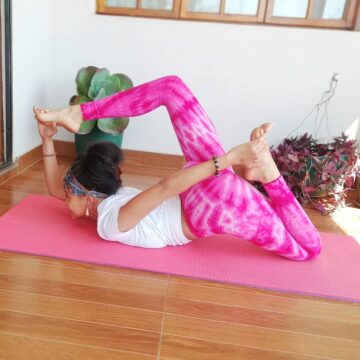 Amanda Alice Lloyd @amandaalloyd1 YogaFightsDiseases Day 4 any yogic practice to