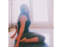 Amrita Jaiswal @amrita jaiswal1 Challenge Challengeaccepted @the exit strategy Virasana is a balm for