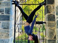 Angela @baddyoga yogalifestyle yogaeverywhere yogisofinstagram yogafit ou