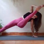 Anjali @myyogajourney ash Day 4 of PlanksEveryWhereYouGo Once I started practicing yoga