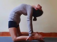 Anjali @myyogajourney ash This week I am concentrating on deepening the poses
