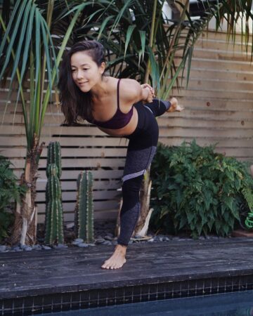 Briohny Smyth Yoga Teacher @yogawithbriohny The Ultimate Guide to growing as