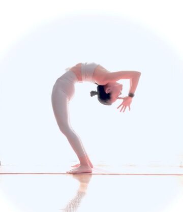 CH Christine @yogi love yogi do 10 POWERFUL HEART CHAKRA AFFIRMATIONS FOR HEALING YOUR