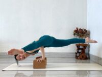 Cindy Fransisca • Yoga Teacher @yogicindy Peek A Boo FeelStrongWithAlo September 1 8