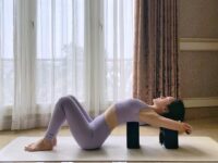 Cindy Fransisca • Yoga Teacher @yogicindy Yoga blocks are awesome for