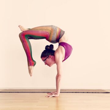 Corina @contortion coco Day 6 any balancepose I love practice handstand at