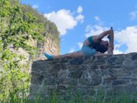 Corina @contortion coco split yoga streching yogainnature