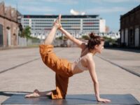 Diana Vassilenko Yoga more @dianavassyoga I am in love