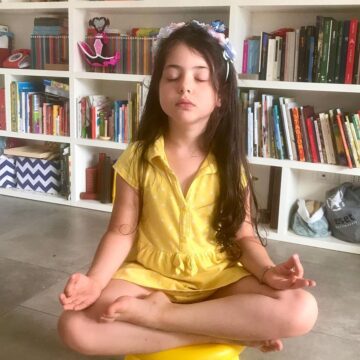 Erika Mantovani @erika yoga lecco Fiore che sboccia Quando i tuoi figli ti