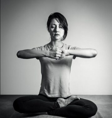 Erika Mantovani @erika yoga lecco MUDRA GANESHA Con lincontro di questa mattina si