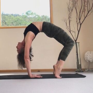 Gabrielle Edwards Yoga @gabrielle edwards yoga DAY 4x20e3 YogisBackbendLove October 12 17