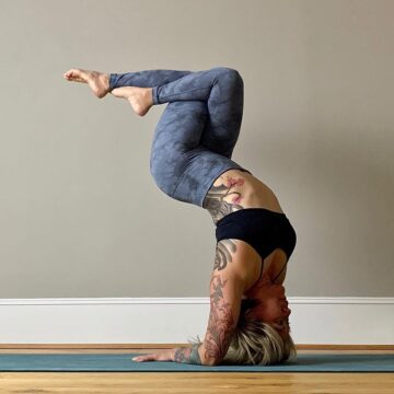 Jade Yoga Flexibility Coach Happy Friday You have