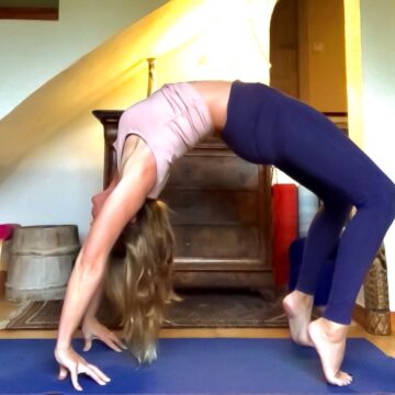 Jane Roberts @janein spain Day 2 NewYearSameYamas Is a backbend and we