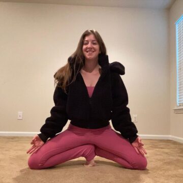 Jenna @bionic yogi ALOforMindfulness Day 3x20e3 How do you keep aware