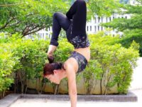 Junko @kominamijunko SleehFlexy yoga challenge Last day Inversion My choice is
