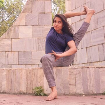 Jyoti Juneja @yogagirl jyoti Body alignment yogagirl jyoti photographers of india loveyogaposes yoga y